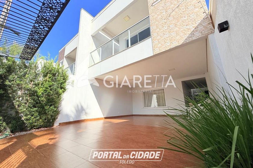 Sobrado &agrave; venda - 165m&sup2; - JARDIM GISELA