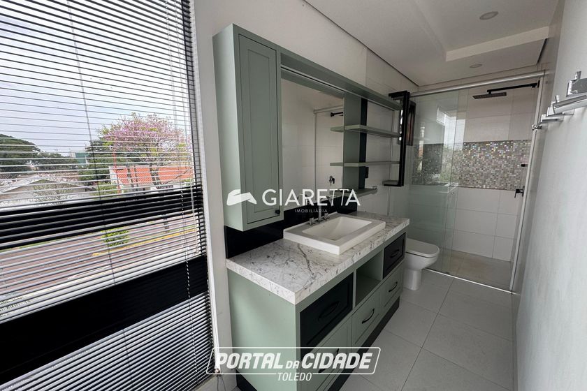 Sobrado para alugar - 322m&sup2; - JARDIM LA SALLE