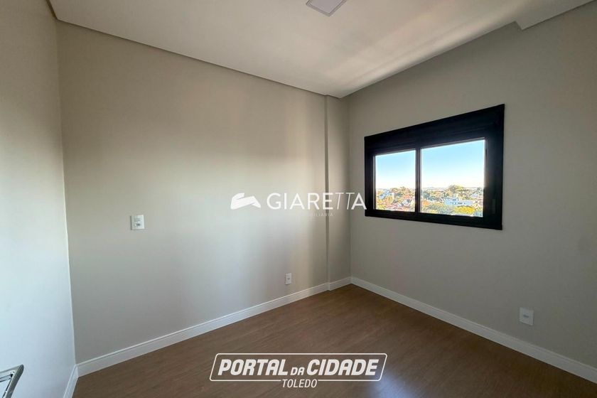 Apartamento &agrave; venda - 87m&sup2; - CENTRO