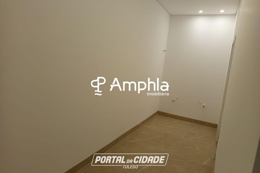 Casa &agrave; venda - 215m&sup2; - Vila Industrial