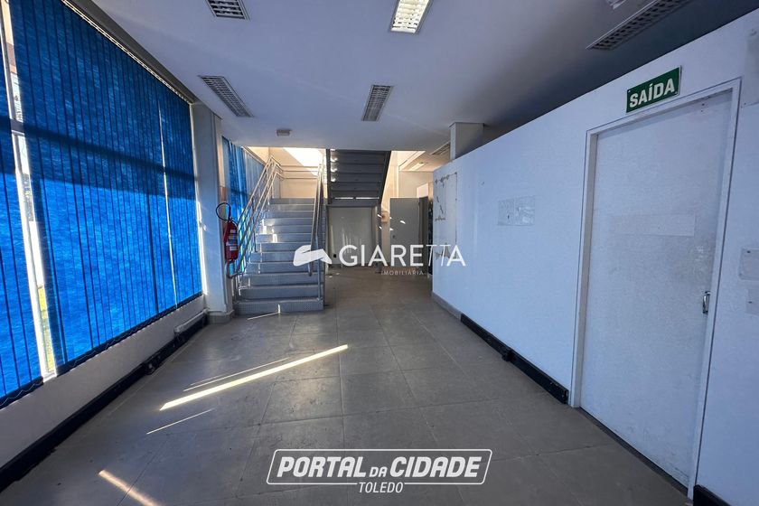 Sala Comercial &agrave; venda - 1230m&sup2; - CENTRO