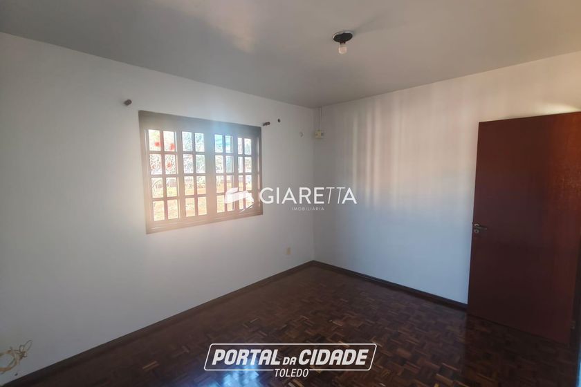 Casa para alugar - 120m&sup2; - JARDIM GISELA