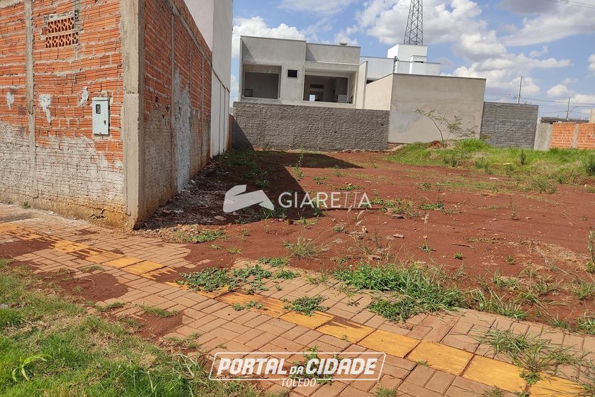 Terreno &agrave; venda - 274m&sup2; - JARDIM PANORAMA