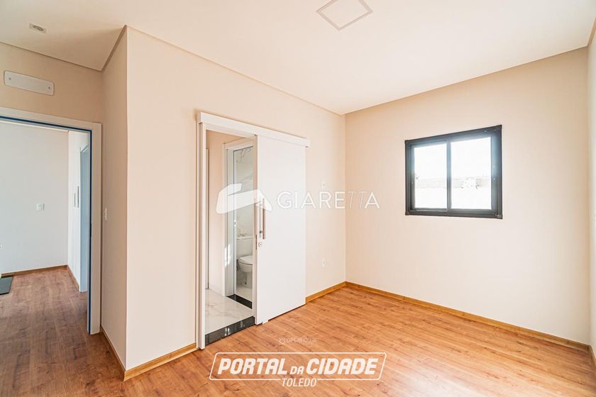 Sobrado &agrave; venda - 119m&sup2; - JARDIM GISELA