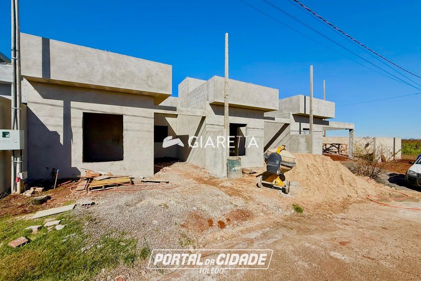 Casa &agrave; venda - 50m&sup2; - JARDIM PANORAMA