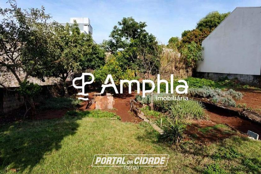Terreno &agrave; venda - 570m&sup2; - Centro