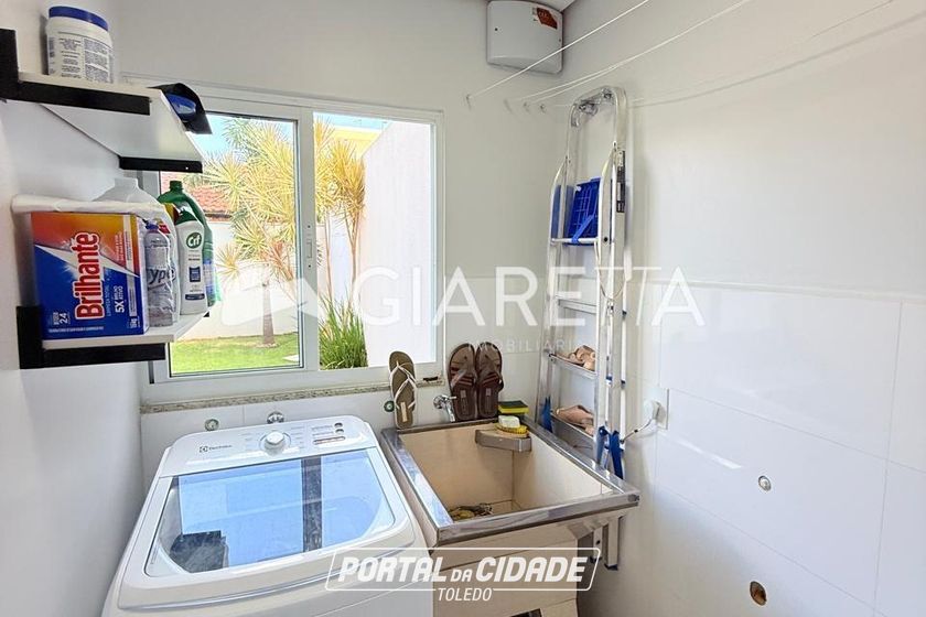 Sobrado &agrave; venda - 165m&sup2; - JARDIM GISELA