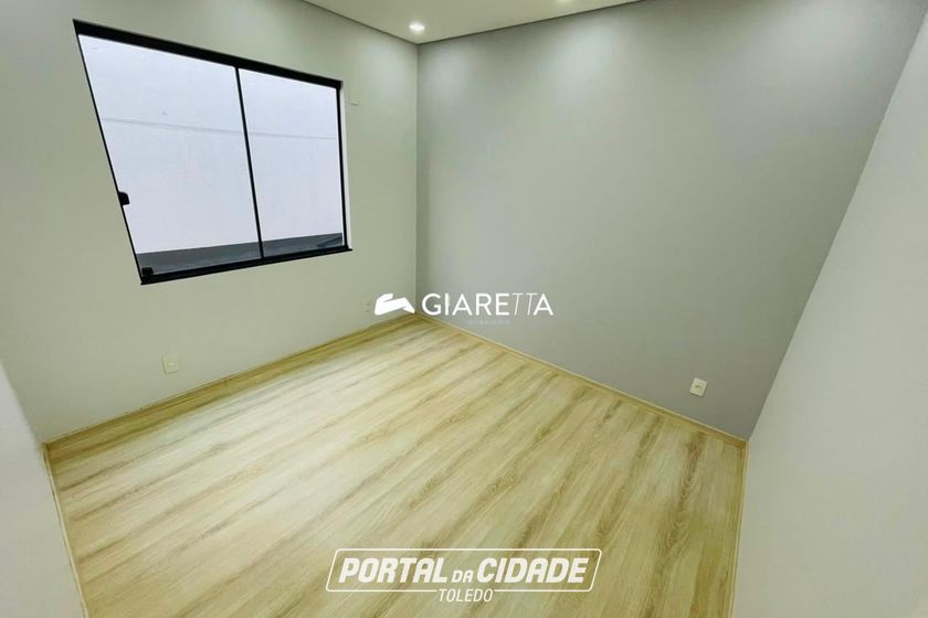 Casa para alugar - 117m&sup2; - JARDIM PANCERA