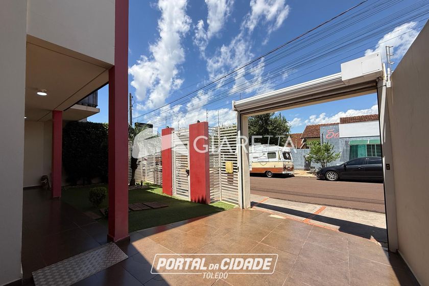 Sobrado &agrave; venda - 279m&sup2; - JARDIM S&Atilde;O FRANCISCO