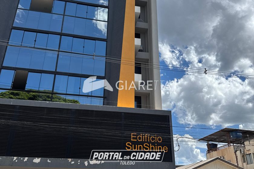 Apartamento para alugar - 103m&sup2; - CENTRO