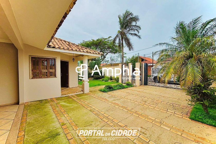 Casa &agrave; venda - 285m&sup2; - Recanto Tropical