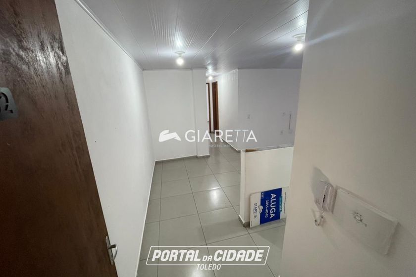 Apartamento para alugar - 54m&sup2; - SEDE ALVORADA