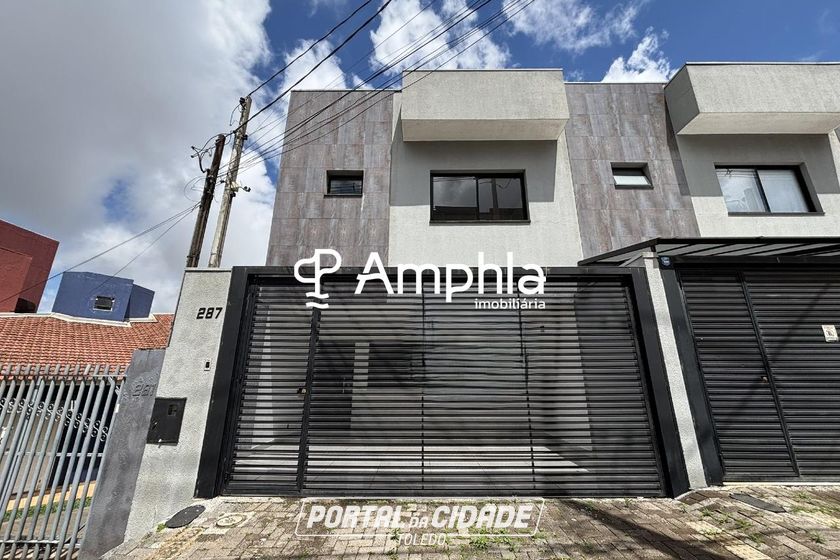 Sobrado &agrave; venda - 105m&sup2; - Coqueiral