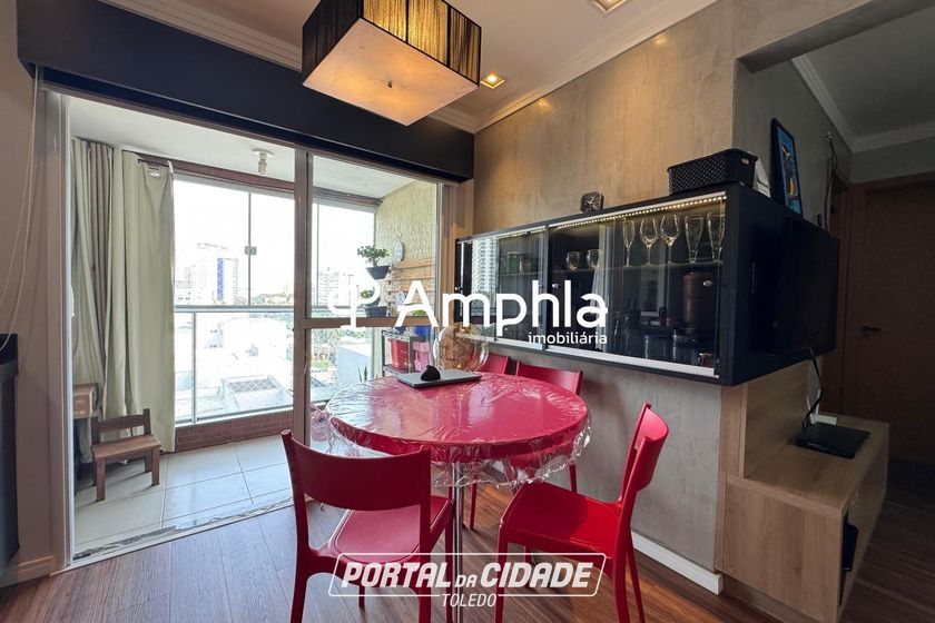 Apartamento &agrave; venda - 60m&sup2; - Centro