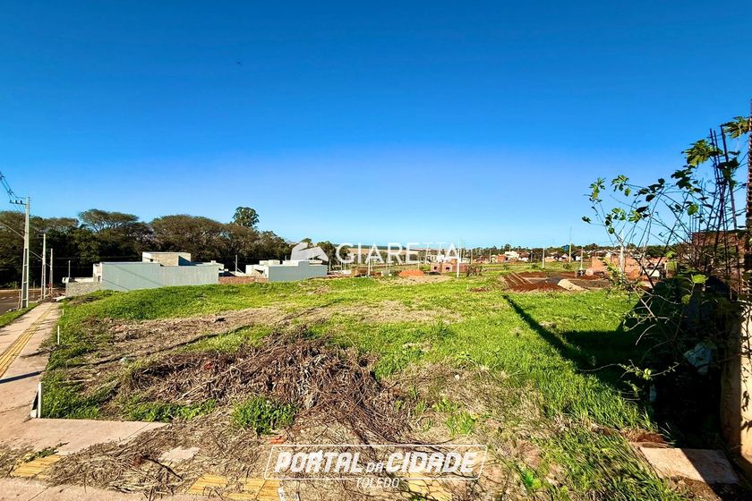 Terreno &agrave; venda - 299m&sup2; - JARDIM PANORAMA