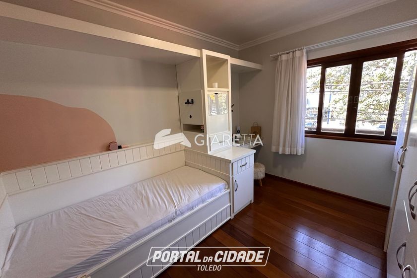 Sobrado &agrave; venda - 296m&sup2; - JARDIM PORTO ALEGRE