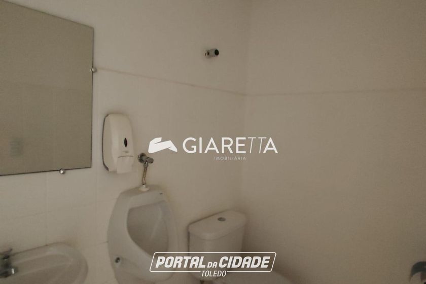 Sala Comercial para alugar - 256m&sup2; - CENTRO