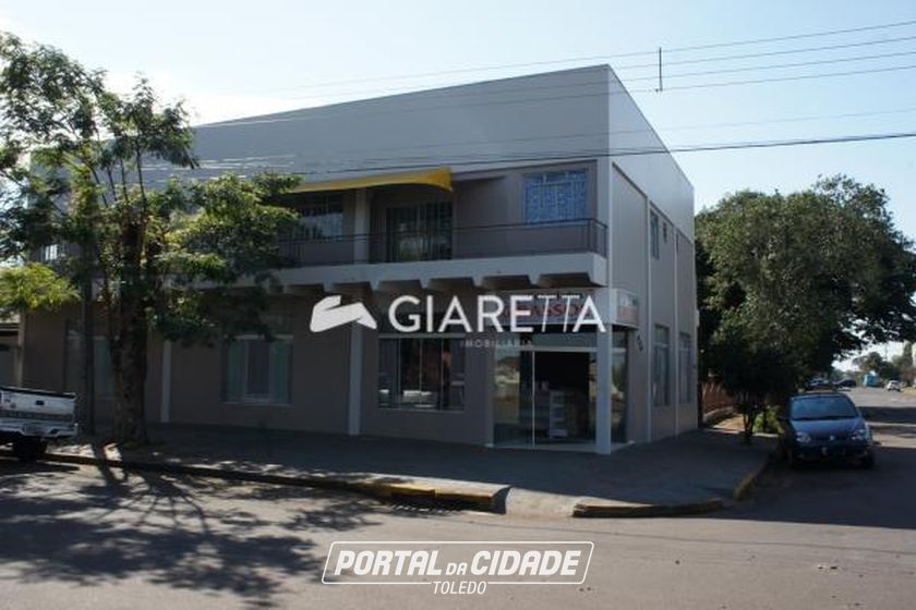 Apartamento para alugar - 130m&sup2; - CENTRO