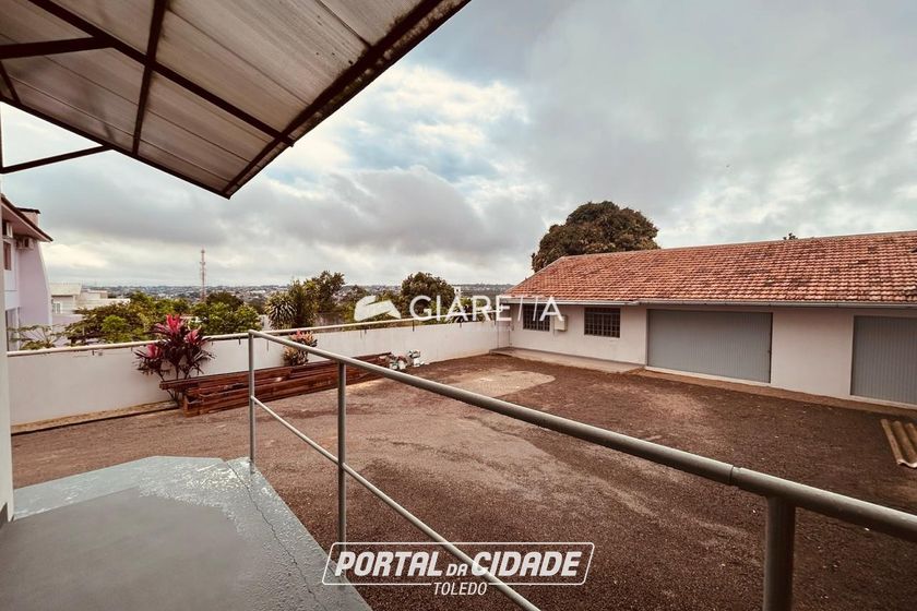 Sala Comercial para alugar - 120m&sup2; - CENTRO