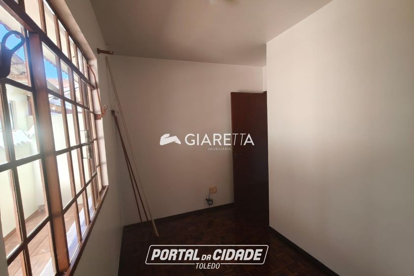 Casa para alugar - 120m&sup2; - JARDIM GISELA
