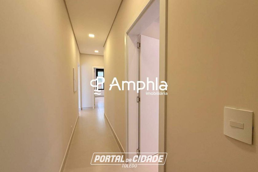 Casa &agrave; venda - 180m&sup2; - Recanto Tropical