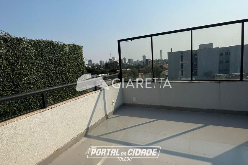Sobrado &agrave; venda - 124m&sup2; - JARDIM GISELA