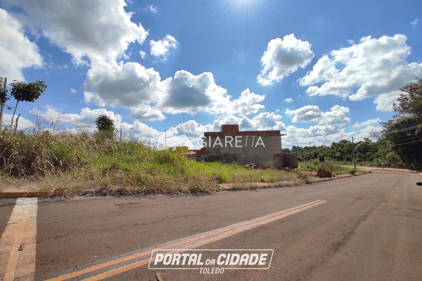 Terreno &agrave; venda - 258m&sup2; - JARDIM COOPAGRO