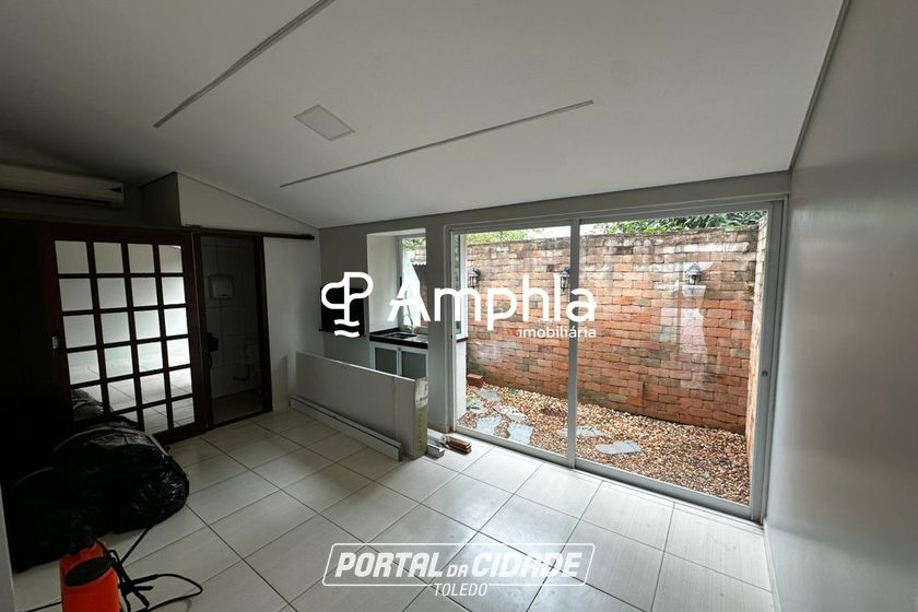Sobrado &agrave; venda - 109m&sup2; - Pioneiros Catarinenses