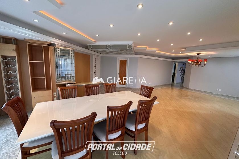 Apartamento &agrave; venda - 307m&sup2; - CENTRO