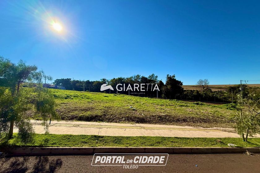 Terreno &agrave; venda - 354m&sup2; - JARDIM PANORAMA