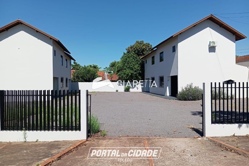 Sobrado para alugar - 91m&sup2; - JARDIM S&Atilde;O FRANCISCO