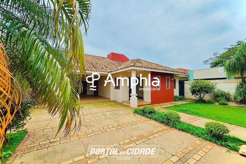 Casa &agrave; venda - 285m&sup2; - Recanto Tropical