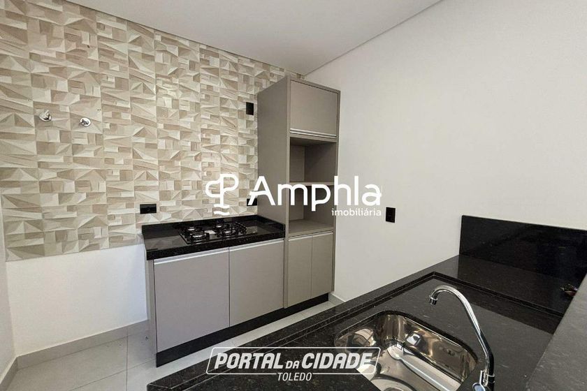 Sobrado &agrave; venda - 105m&sup2; - Coqueiral