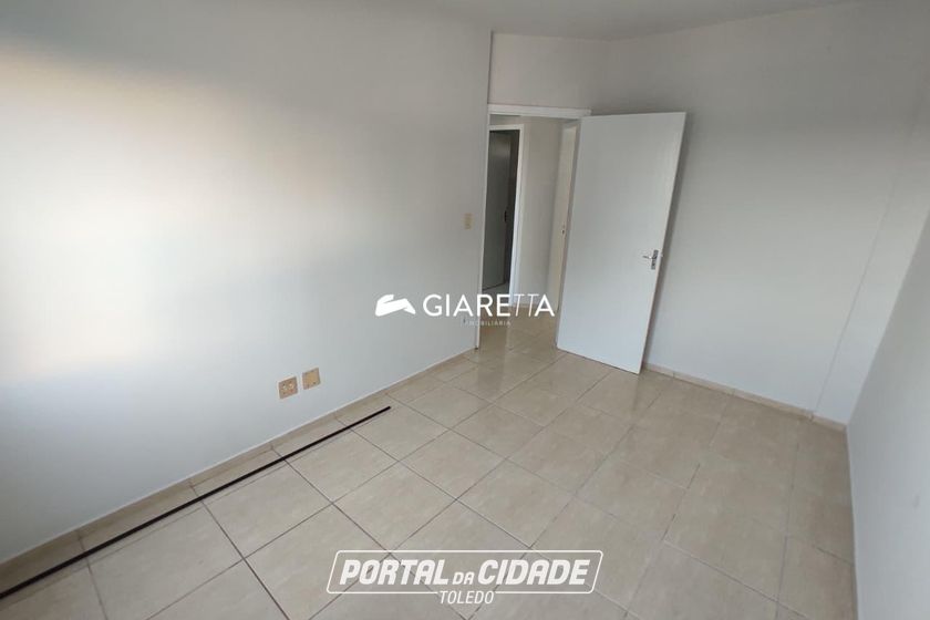 Apartamento para alugar - 60m&sup2; - VILA INDUSTRIAL