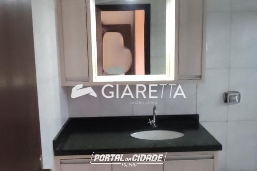 Casa para alugar - 180m&sup2; - JARDIM PANCERA