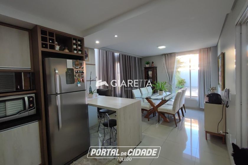 Sobrado &agrave; venda - 180m&sup2; - JARDIM TOCANTINS