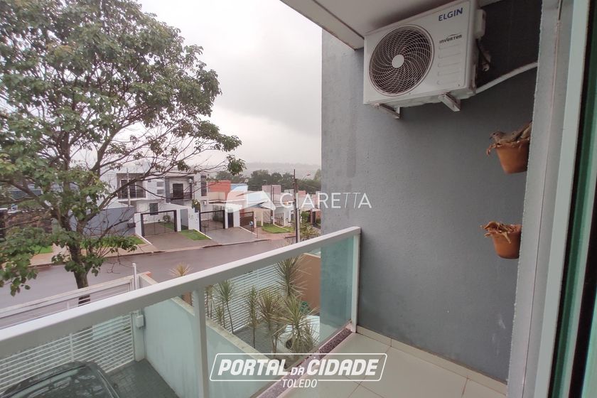 Sobrado &agrave; venda - 131m&sup2; - JARDIM PANCERA