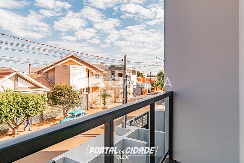 Sobrado &agrave; venda - 119m&sup2; - JARDIM GISELA