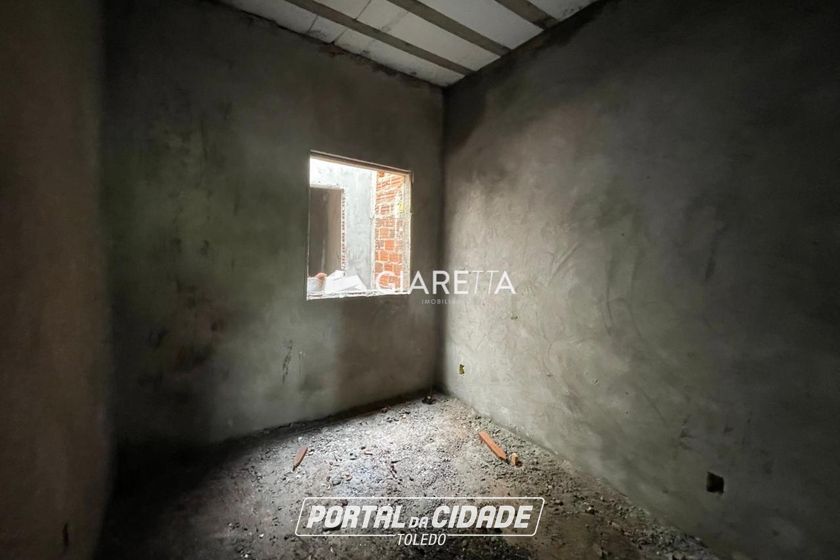 Casa &agrave; venda - 81m&sup2; - JARDIM COOPAGRO