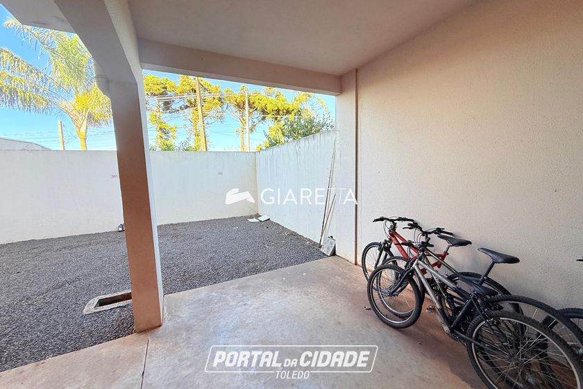Apartamento para alugar - 50m&sup2; - VILA BECKER