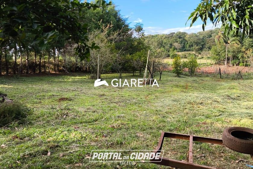 Ch&aacute;cara &agrave; venda - 48400m&sup2; - ZONA RURAL