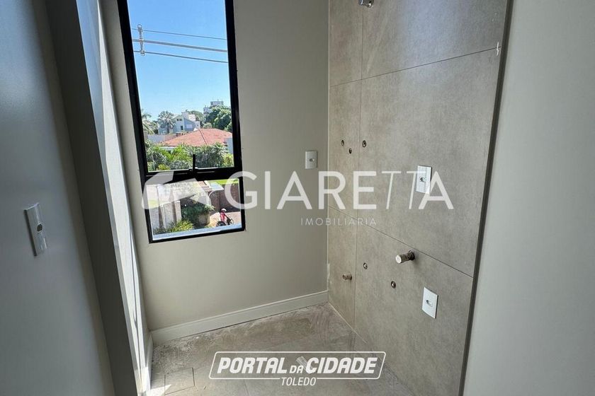 Apartamento para alugar - 87m&sup2; - CENTRO