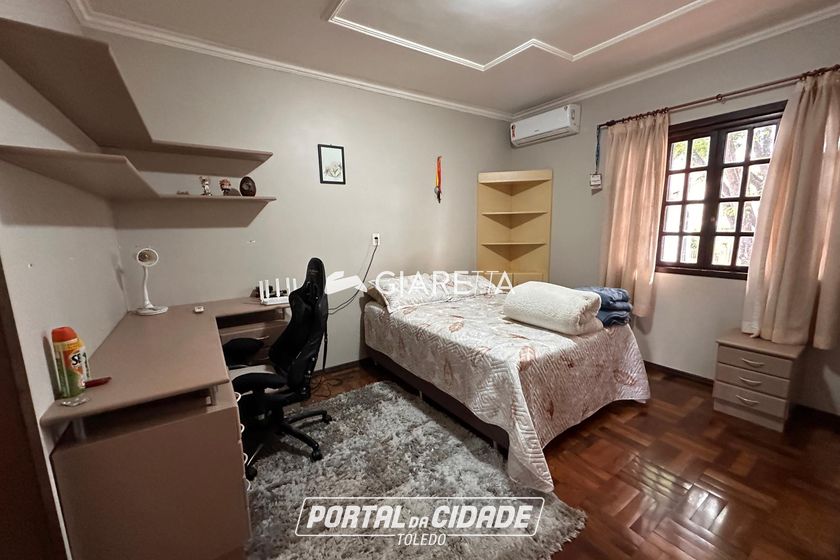 Sobrado para alugar - 257m&sup2; - JARDIM LA SALLE