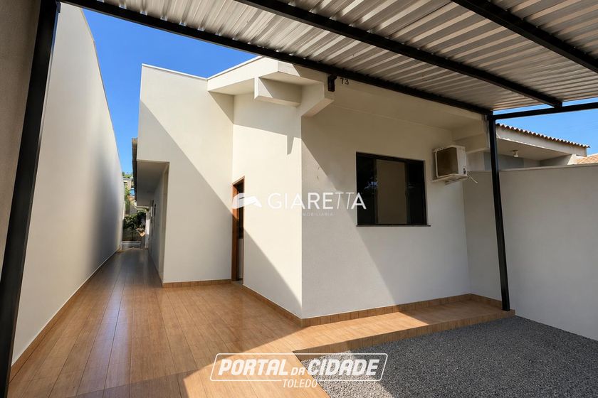 Casa &agrave; venda - 68m&sup2; - JARDIM PANORAMA