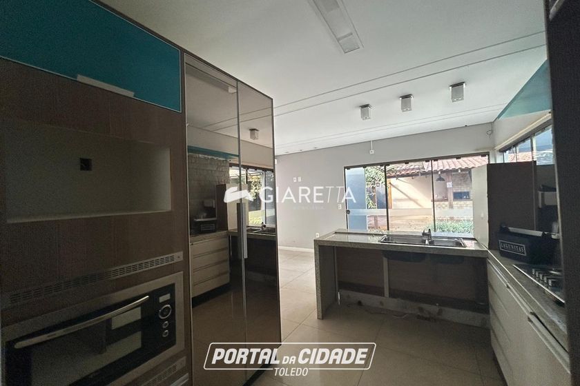 Sala Comercial para alugar - 170m&sup2; - CENTRO