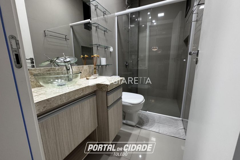 Apartamento para alugar - 103m&sup2; - CENTRO
