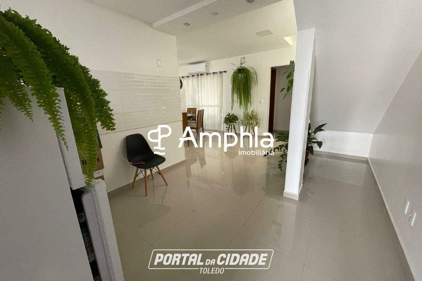 Sobrado &agrave; venda - 184m&sup2; - Maria Luiza