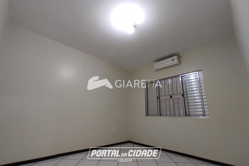 Apartamento para alugar - 190m&sup2; - JARDIM GISELA