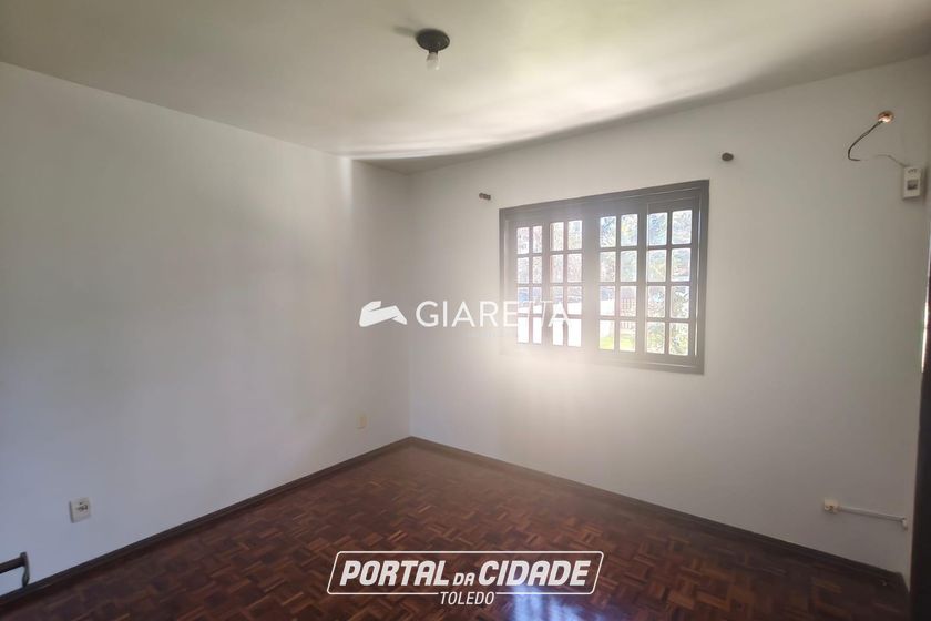 Casa para alugar - 120m&sup2; - JARDIM GISELA