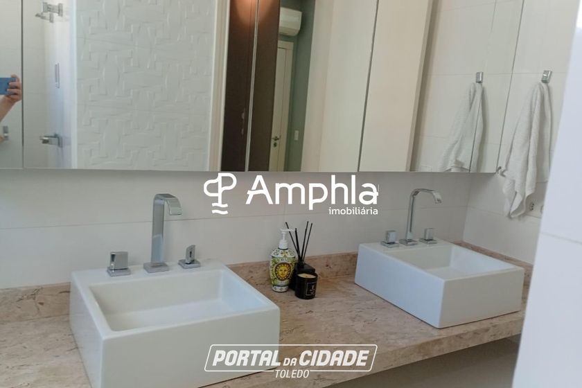Apartamento &agrave; venda - 135m&sup2; - Centro